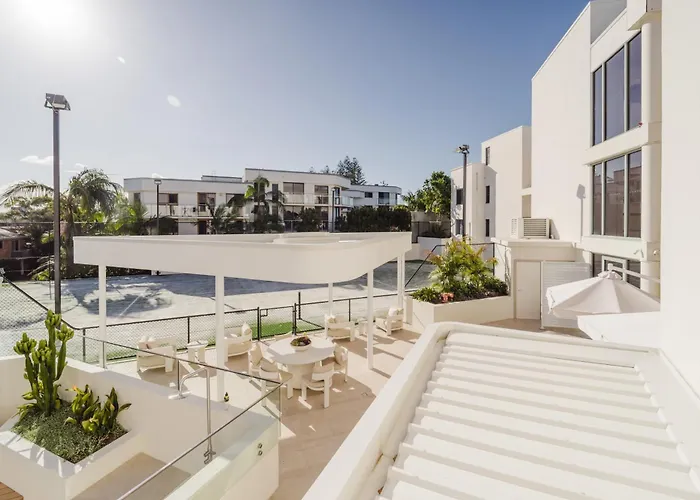 Bay Royal Apartments