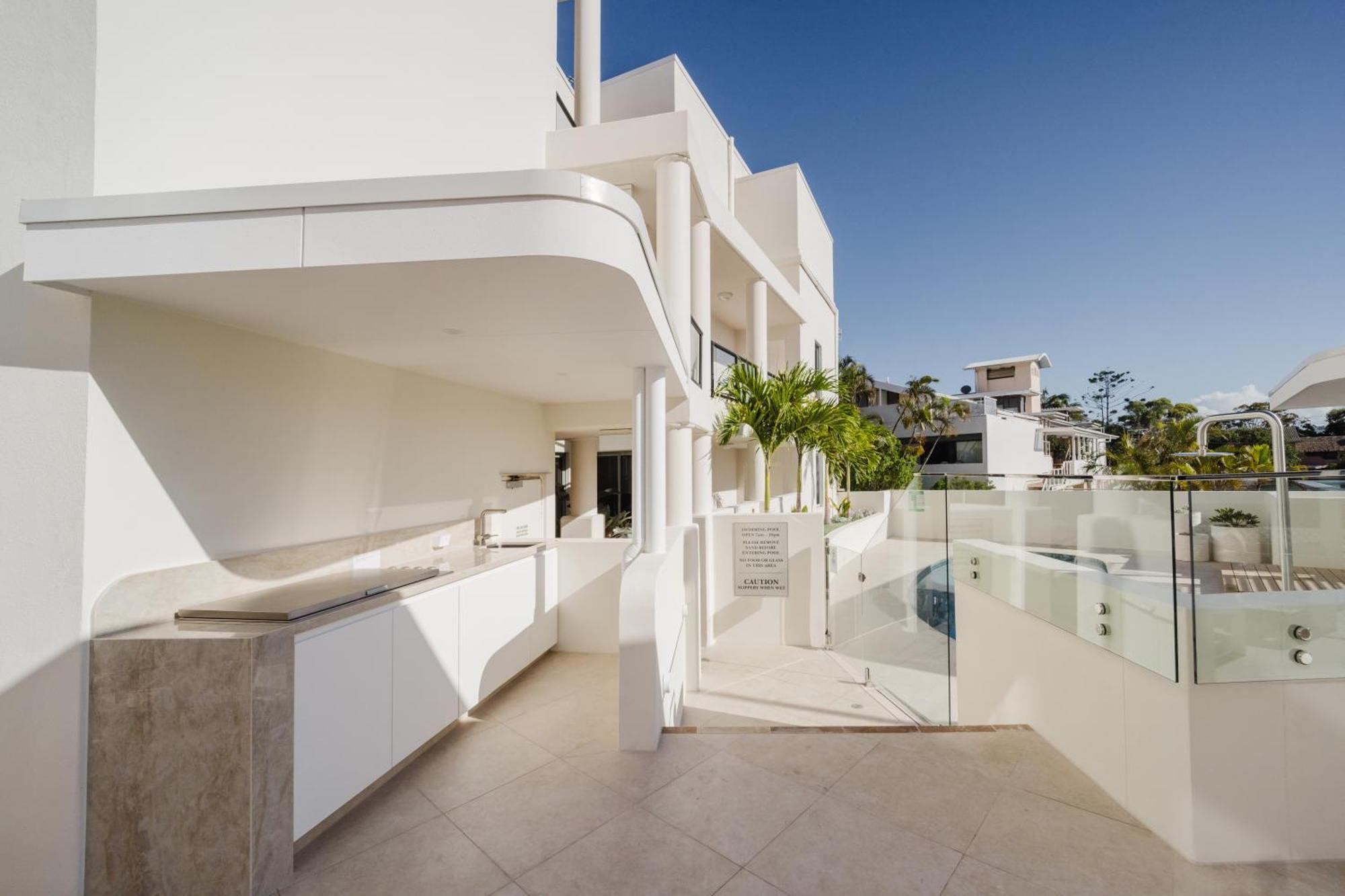 Bay Royal Aparthotel
